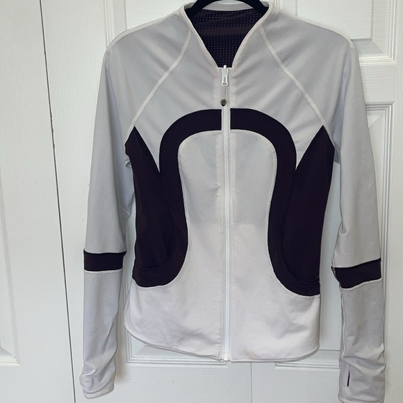 LULULEMON | Burgundy Find Your Bliss Reversible Jacket - sz 4 - Picture 11 of 13